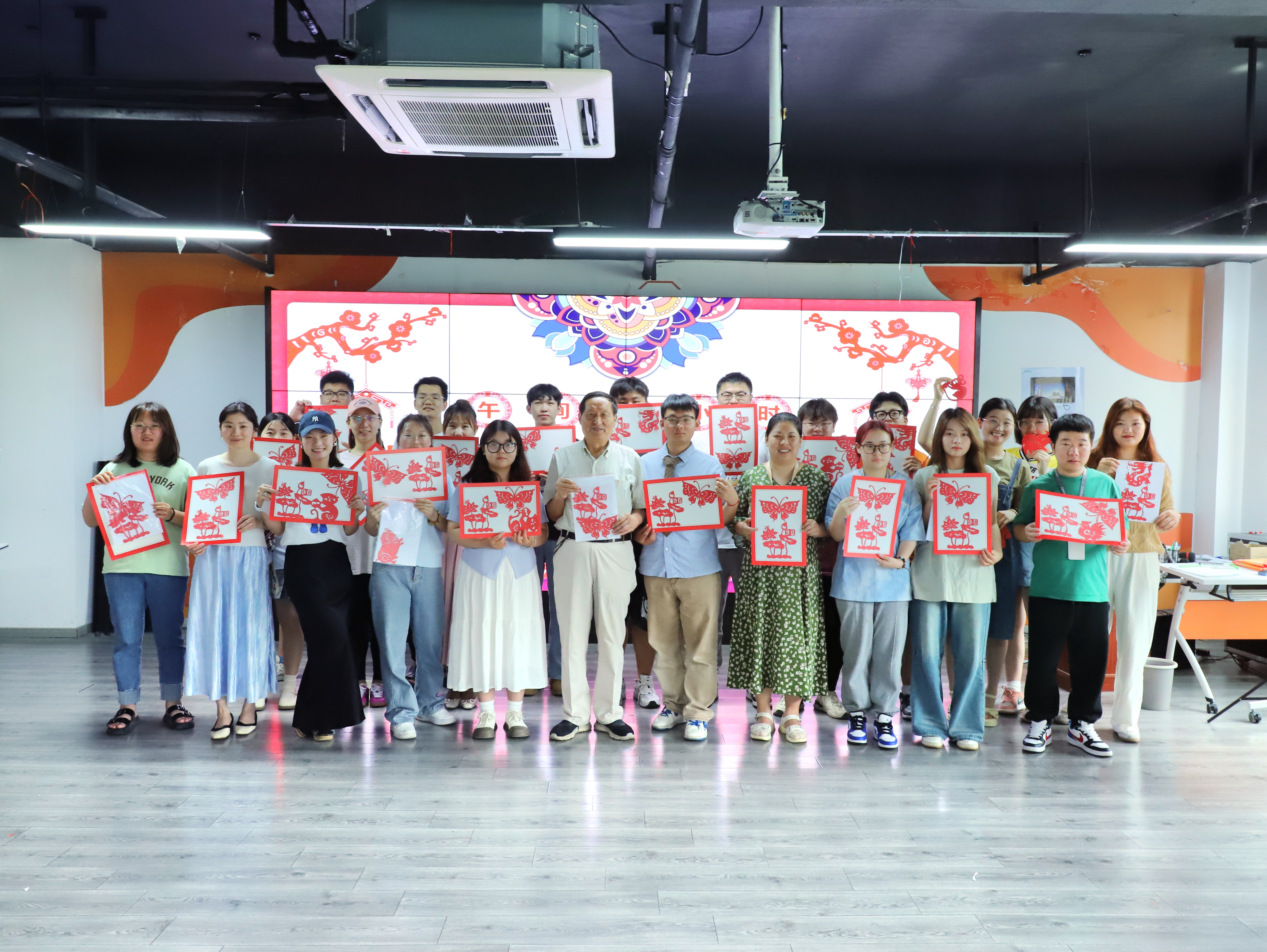 微信囄���_20240628183511